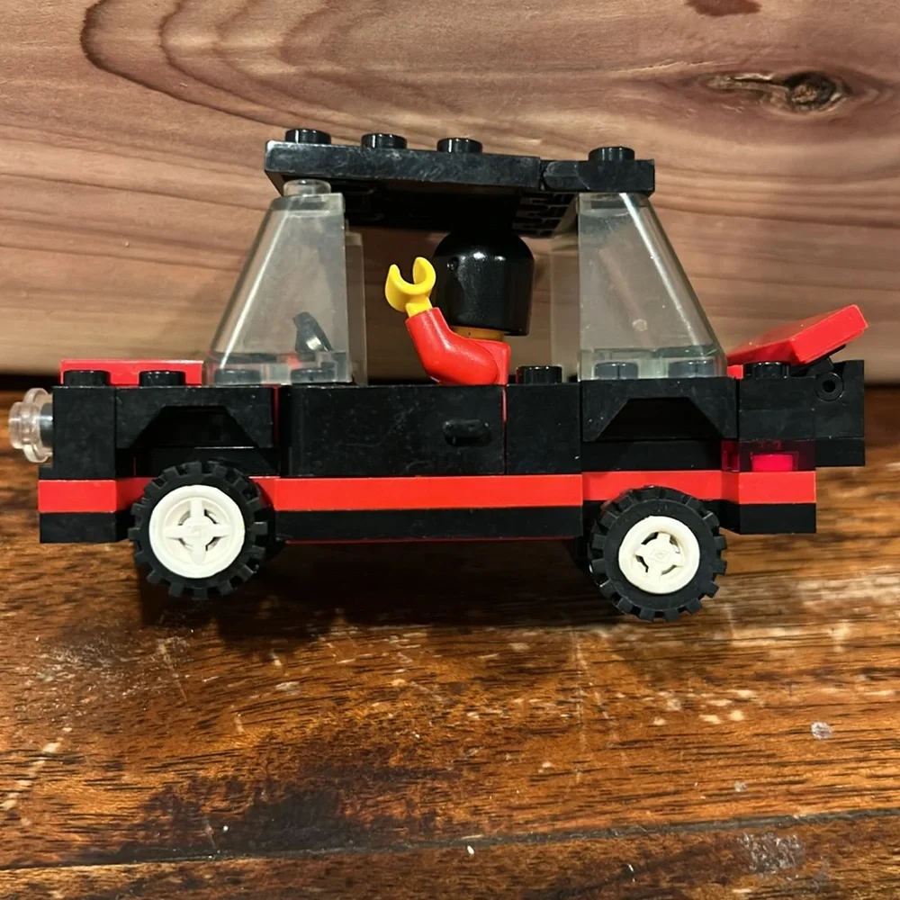 Retired LEGO Set 1496: Rally Car